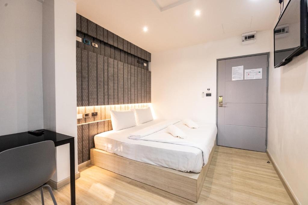 Baan Kun Mhor Hostel บ้านคุณหมอโฮสเทล